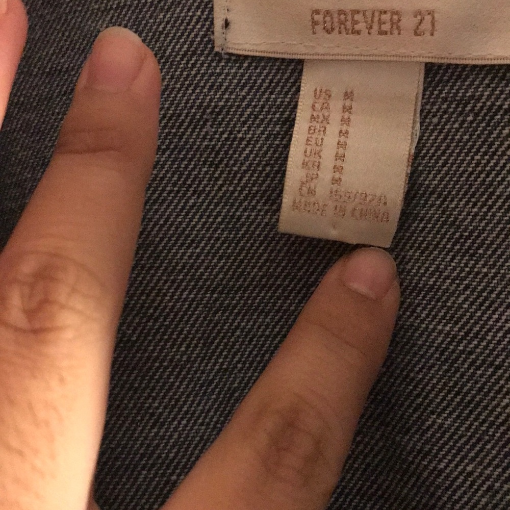 Beautiful New Jean Jacket - Picture 2 of 6